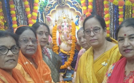 प्रेस क्लब राघवेंद्र राव सभा भवन में लायंस क्लब बिलासपुर वसुंधरा की महिलाओं ने की गणपति आरती