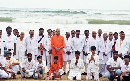 श्री जगन्नाथ पुरी यात्रा में भक्ति के साथ सेवा और जनजागरण का संदेश स्वामी श्री शिवानंद महाराज के सान्निध्य में युवाओं ने किया स्वच्छता श्रमदान, नशामुक्ति का लिया संकल्प