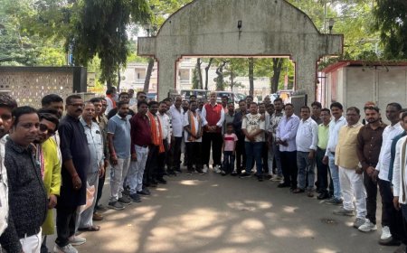 व्यापम के खिलाफ सर्व सेन समाज ने खोला मोर्चा, बिलासपुर में सैकड़ों लोगों ने कलेक्टर को सौंपा ज्ञापन