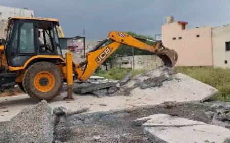 अशोक नगर में अवैध प्लाटिंग पर चला बुलडोजर, शिकायत के बाद निगम की बड़ी कार्रवाई