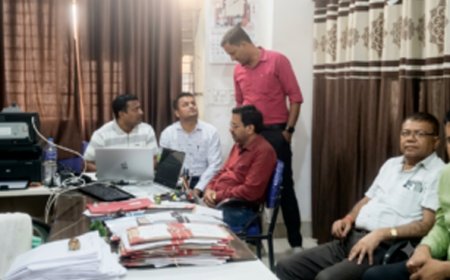 बलरामपुर: नागरिक आपूर्ति विभाग के अधिकारी को एसीबी ने ₹22,000 रिश्वत लेते रंगे हाथ पकड़ा,
