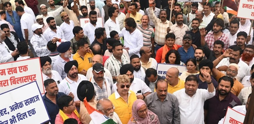 बिलासपुर में सामाजिक एकता का शक्ति प्रदर्शन: नेहरू चौक से गांधी चौक तक निकला भव्य शांति मार्च, कलेक्टर-एसएसपी सहित सभी समाजों ने दिया भाईचारे का संदेश