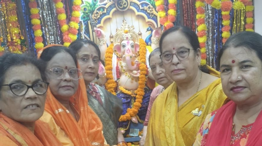 प्रेस क्लब राघवेंद्र राव सभा भवन में लायंस क्लब बिलासपुर वसुंधरा की महिलाओं ने की गणपति आरती