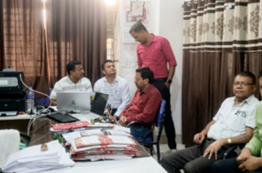 बलरामपुर में ACB की बड़ी स्ट्राइक: नागरिक आपूर्ति विभाग का अधिकारी 22 हजार की रिश्वत लेते रंगे हाथ गिरफ्तार;