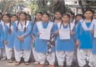 मल्हार स्कूल की छात्राओं का कलेक्ट्रेट में प्रदर्शन: फीस वसूली, एक्सपायर्ड पैड और प्राचार्य के व्यवहार पर उठाए सवाल;