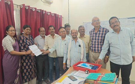 विद्युत सेवानिवृत्त कर्मचारियों की समस्याओं के निराकरण हेतु बिलासपुर क्षेत्रीय इकाई ने सौंपा ज्ञापन