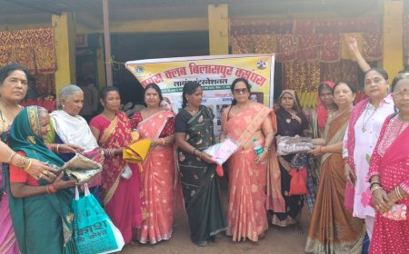 लायंस क्लब बिलासपुर वसुंधरा ने नवरात्रि में रतनपुर महामाया मंदिर के दर्शन के साथ 108 लोगों को भोजन कराया एवं  साड़ियां बांटी