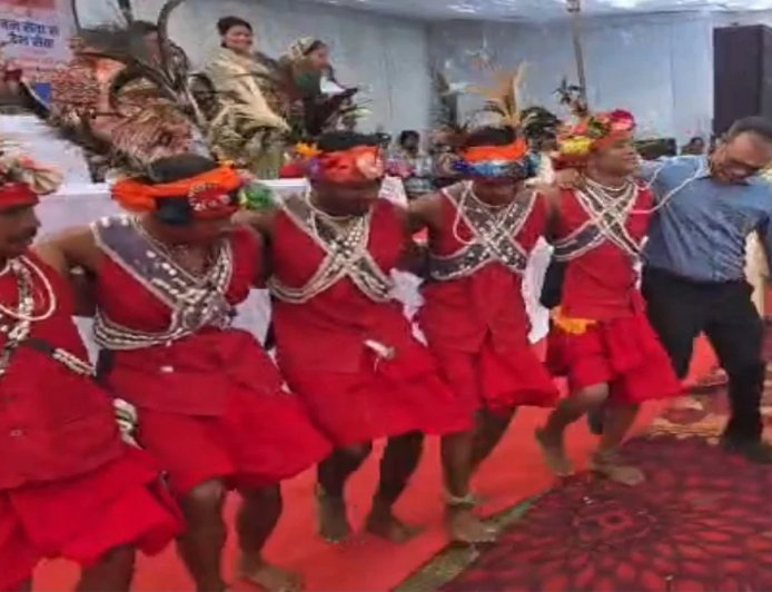 कांकेर: सेवा संकल्प शिविर में दिखा अनोखा नजारा,