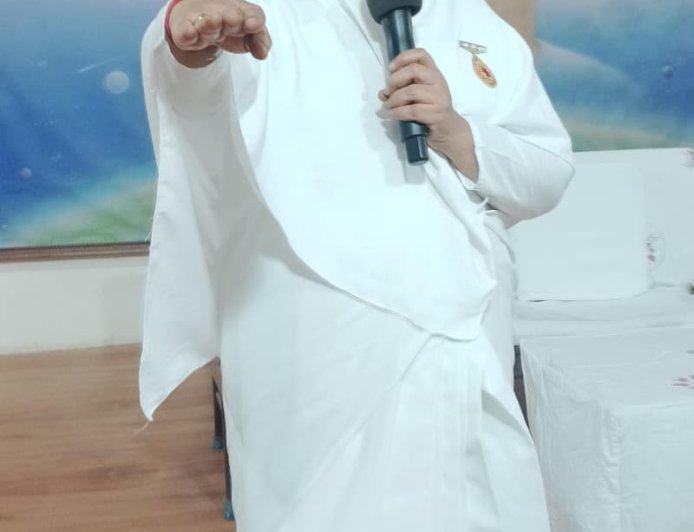 बड़ों को समय दें, उनकी बातें सुनें और सम्मानपूर्वक व्यवहार करें - ब्रह्माकुमारी मंजू दीदी