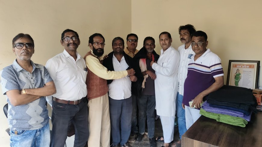इंदिरा गांधी की पुण्यतिथि और सरदार पटेल की जयंती पर जरूरतमंदों को बांटे कंबल